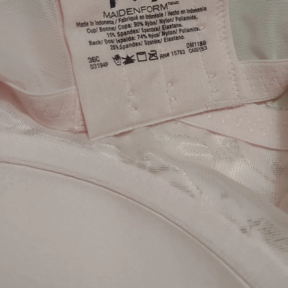 Woman's pink madenform‎ 36 C bra